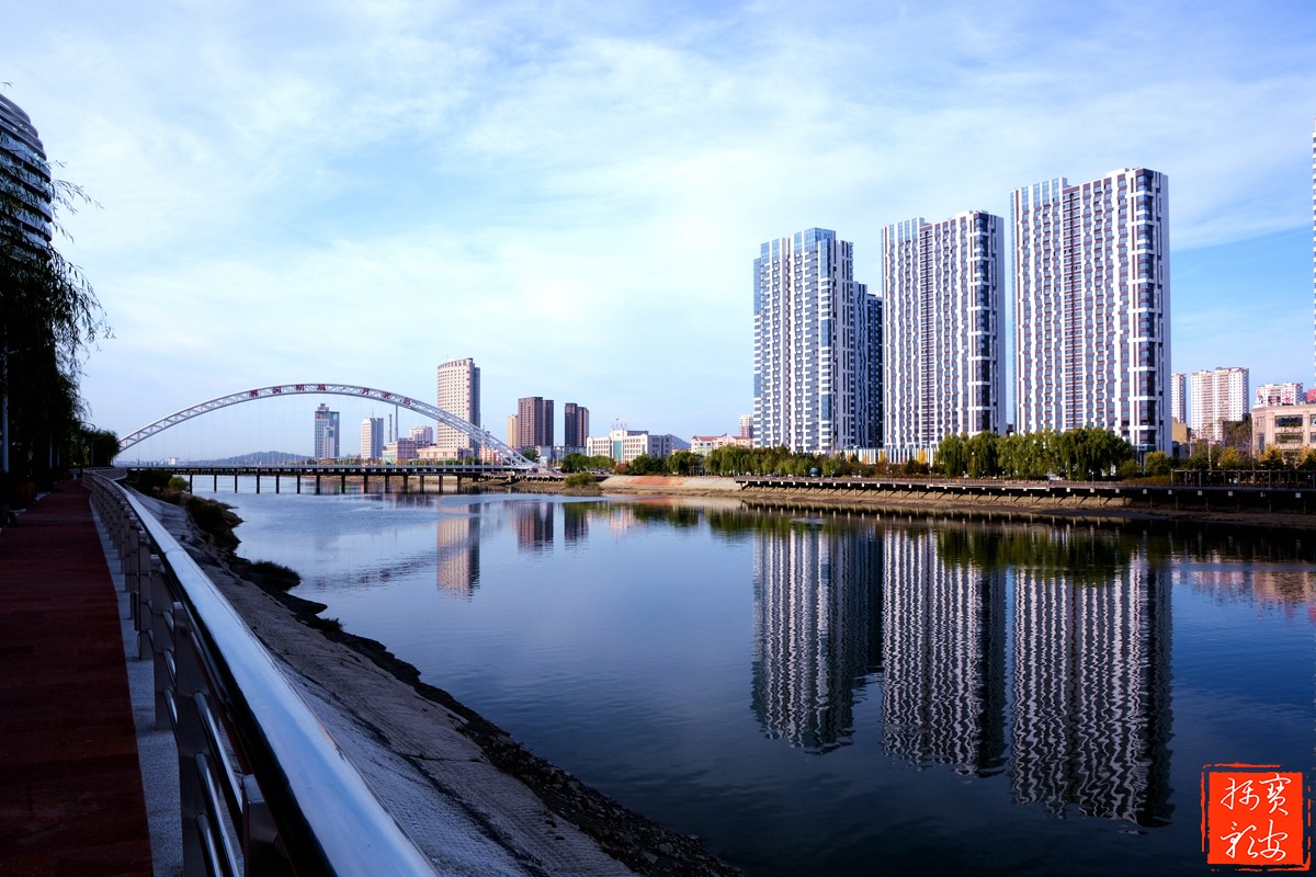 PAN_7050_1.jpg